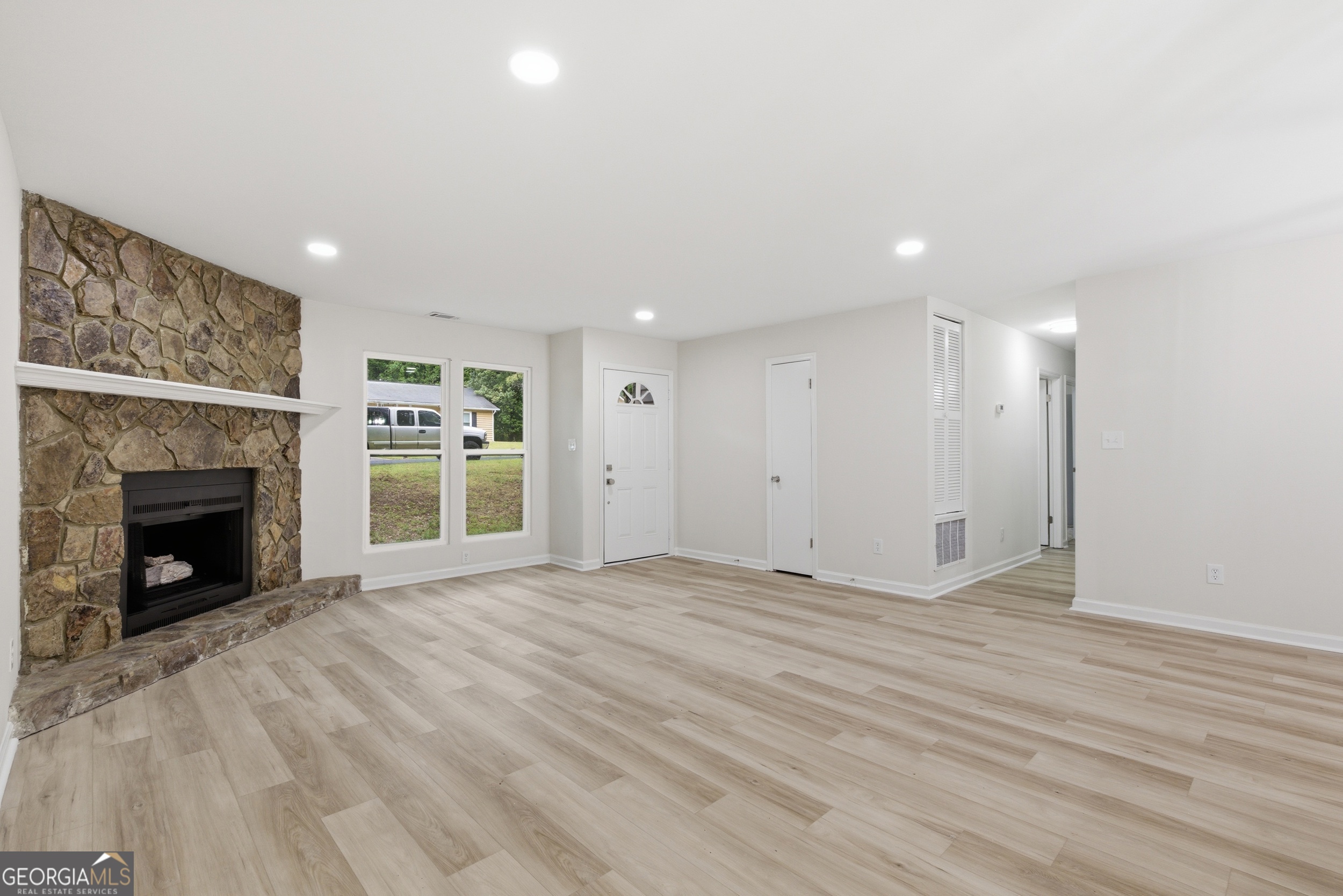 5006 Galbraith Circle Stone Mountain GA 30088