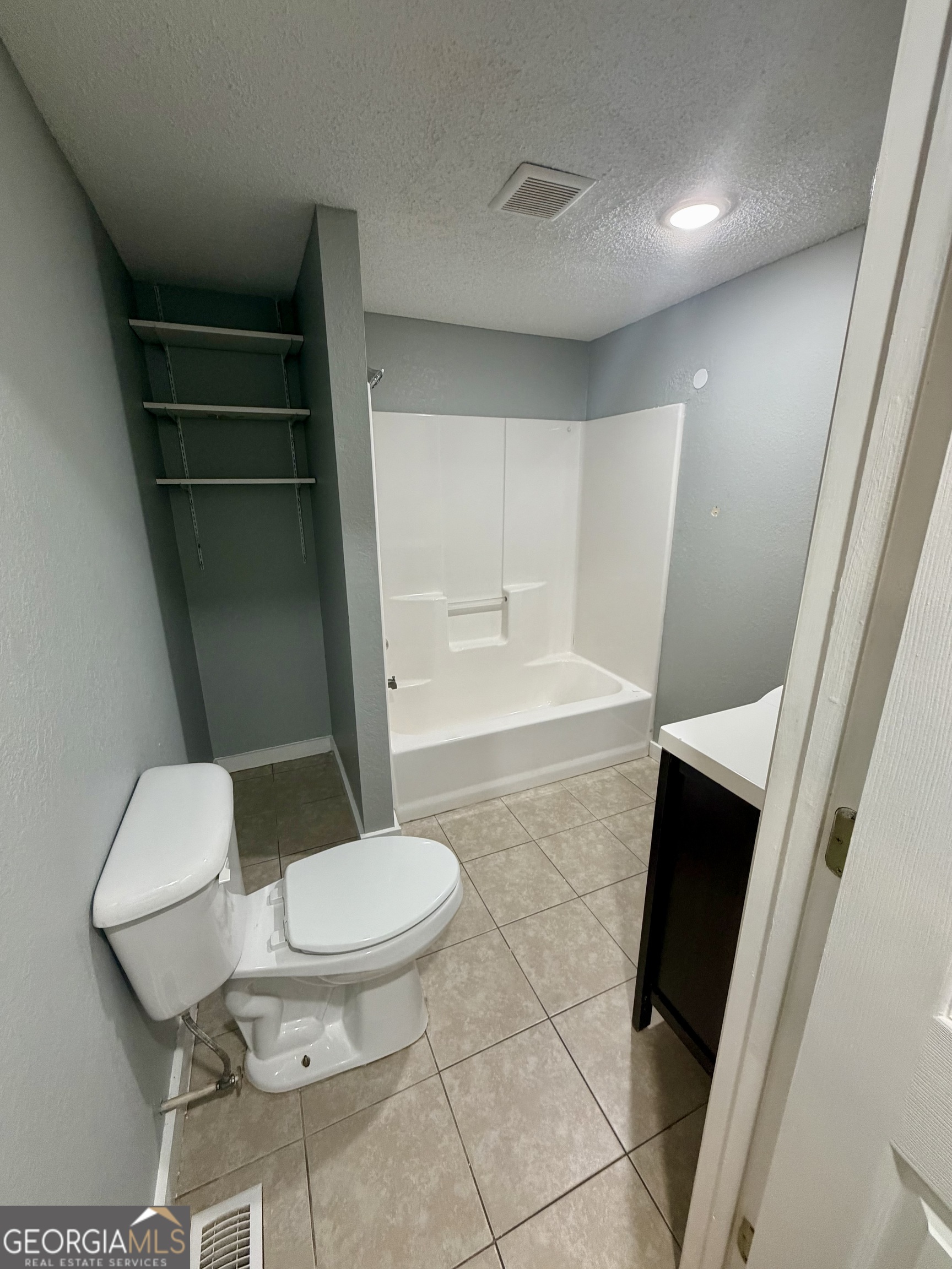 666 Woolfolk Street Macon GA 31217