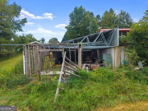 735 Holiness Campground Road Cleveland GA 30528