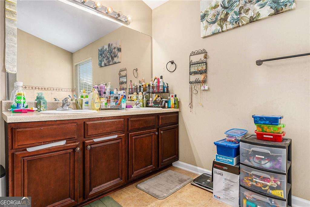 1200 Pendley Point Hampton GA 30228