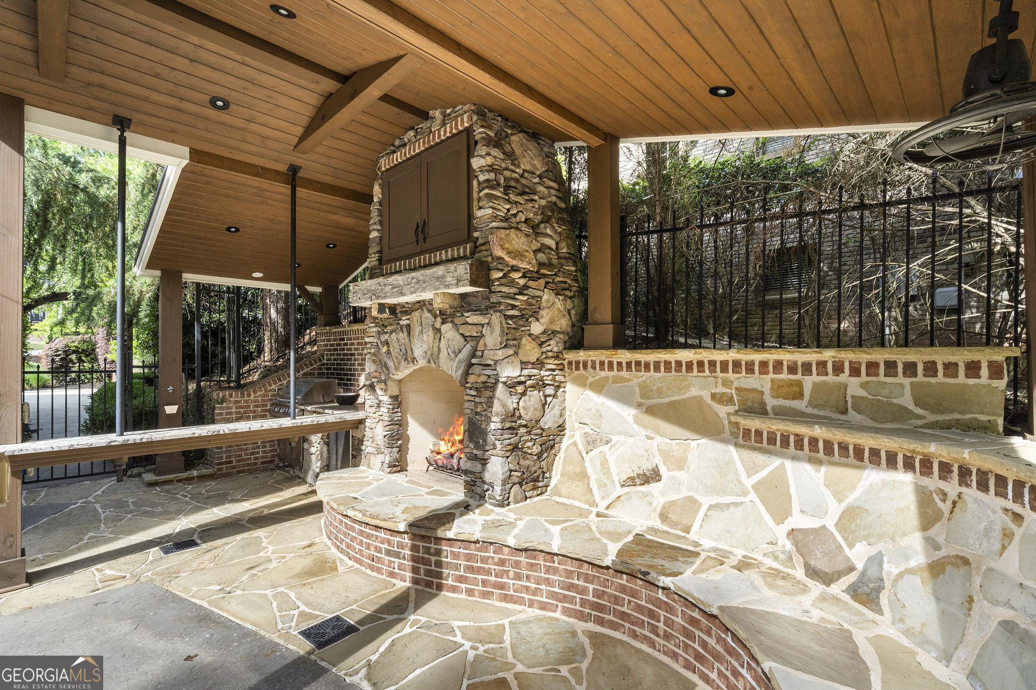 510 Grove Park Place Roswell GA 30075