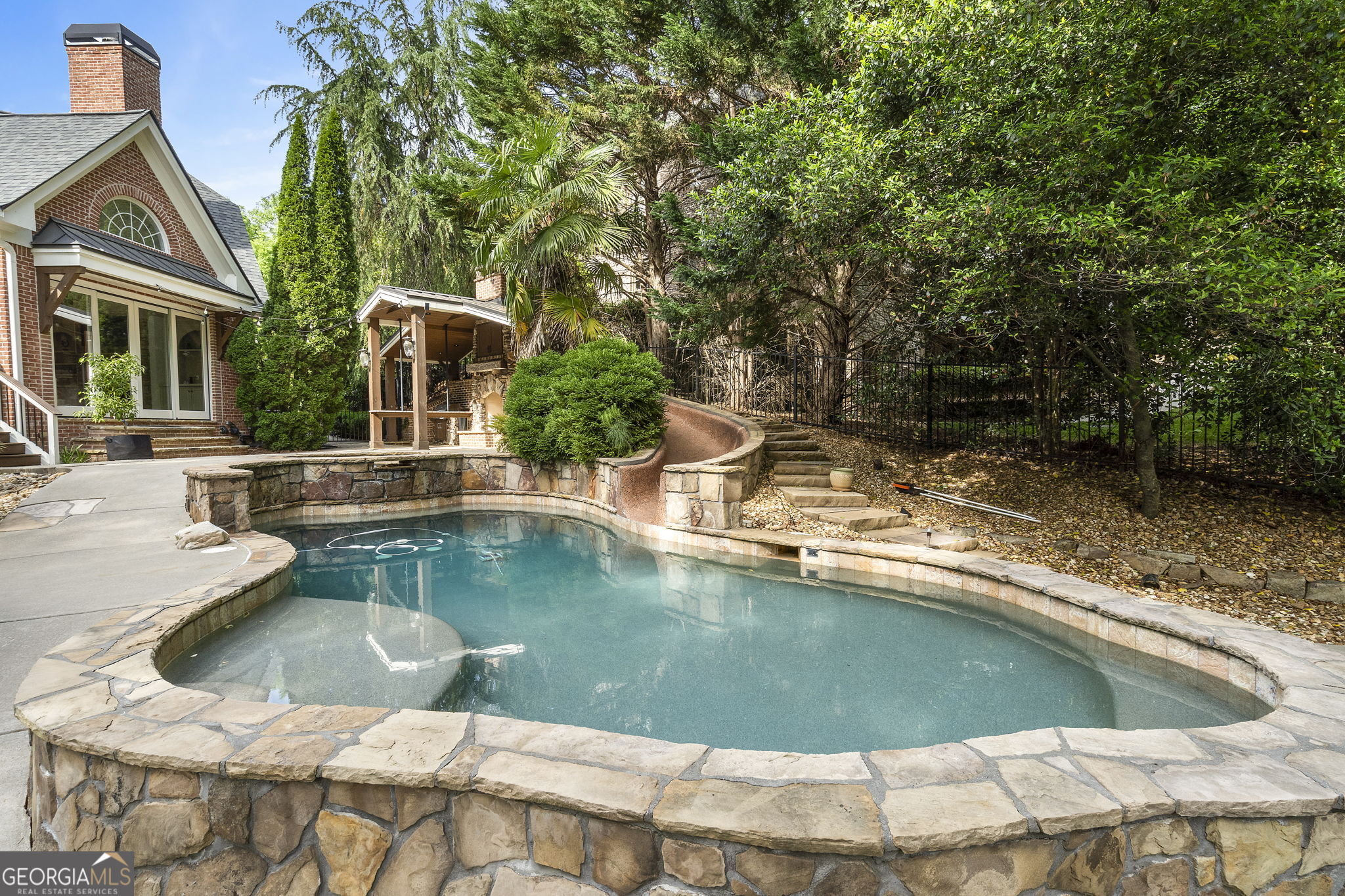 510 Grove Park Place Roswell GA 30075