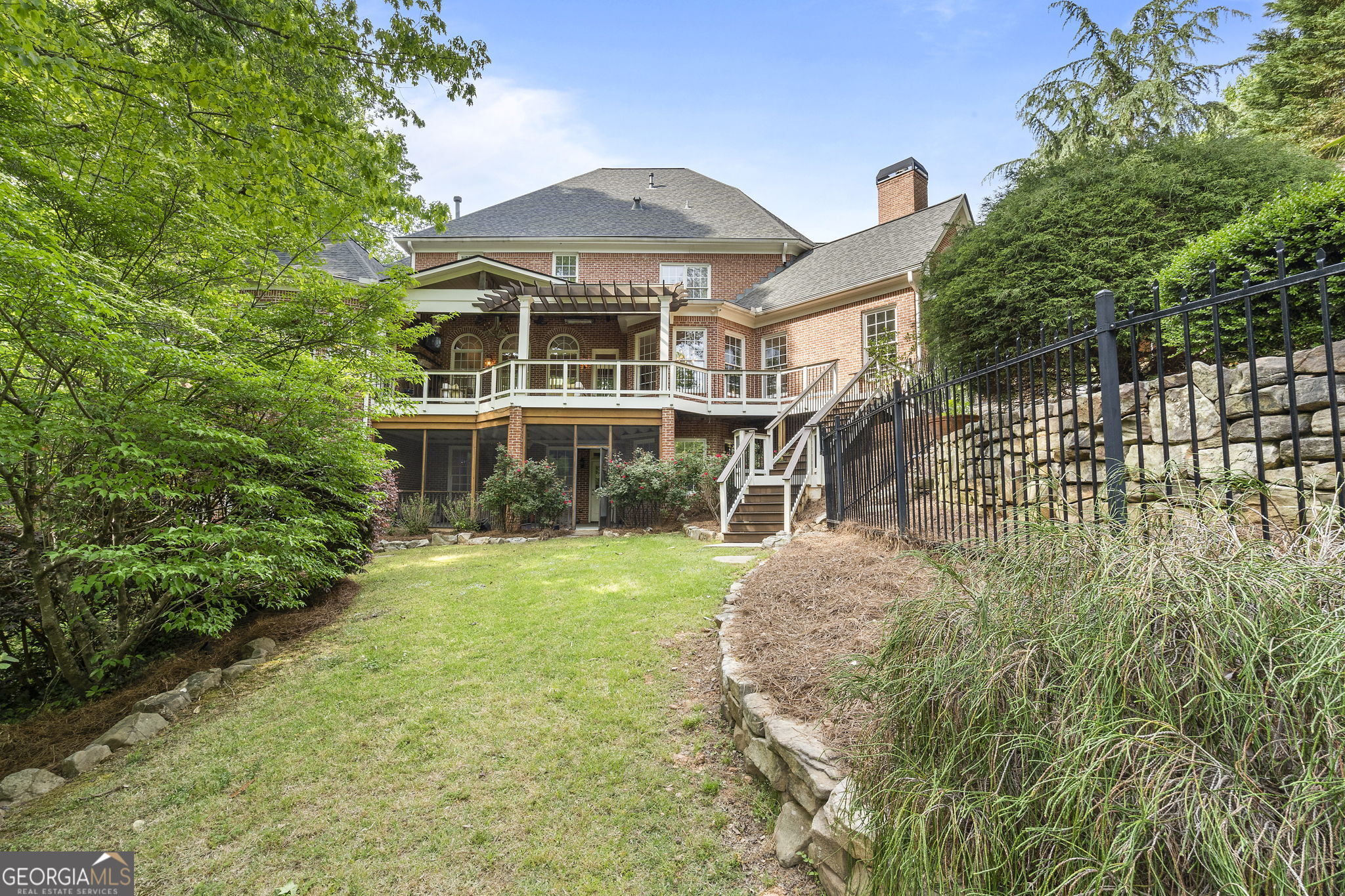 510 Grove Park Place Roswell GA 30075