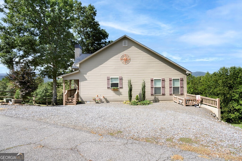 379 Chancey Drive Hiawassee GA 30546