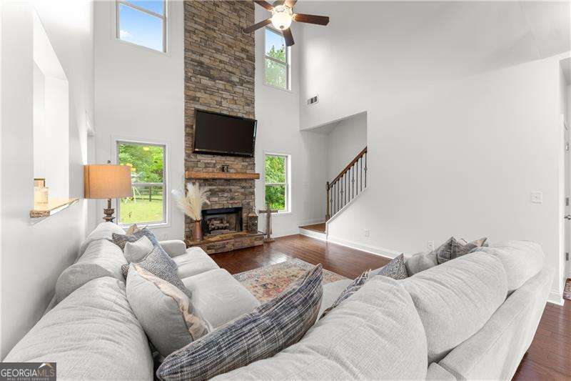 10 Coppage Lane NW Cartersville GA 30120