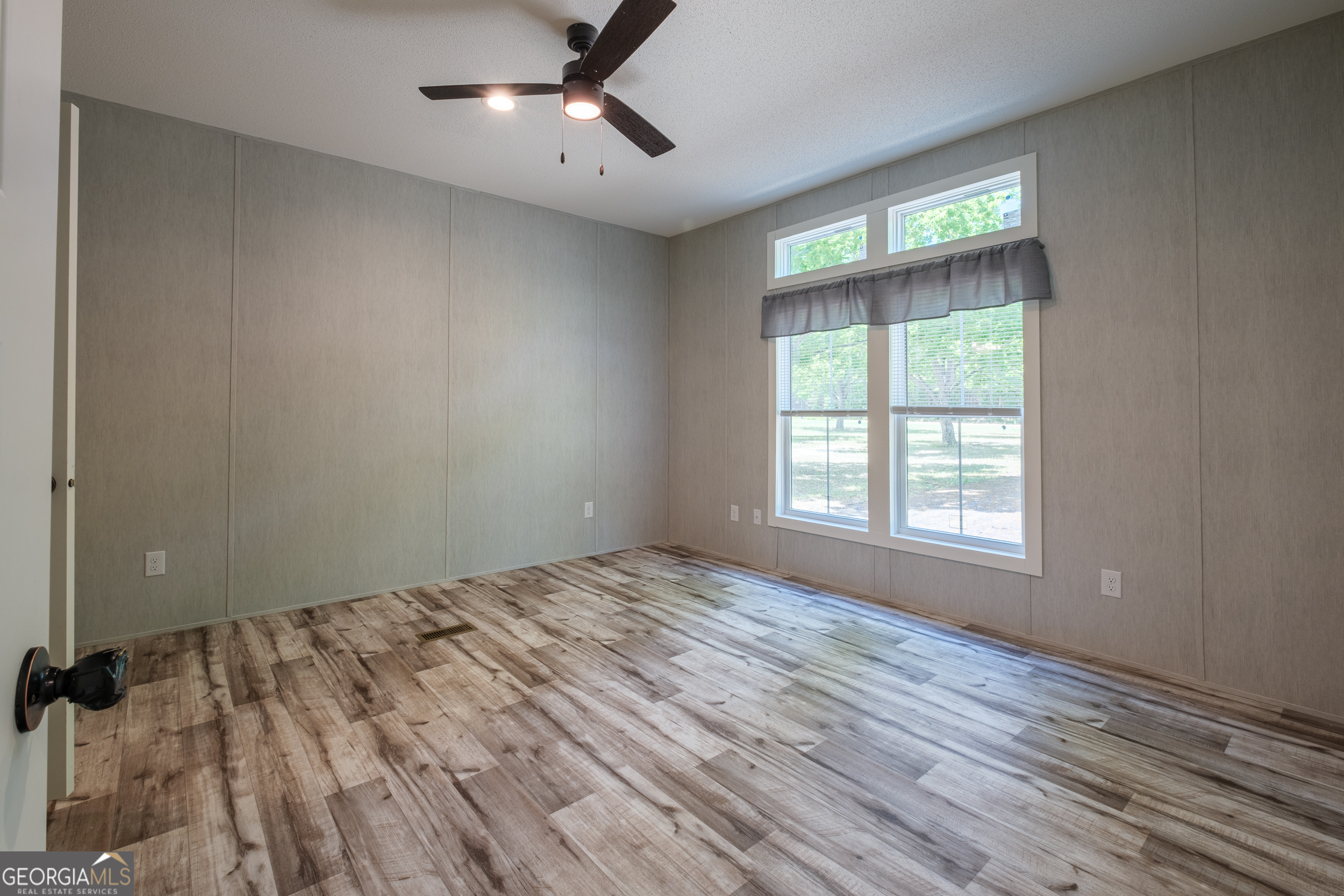 840 Lud Oquinn Road Odum GA 31555