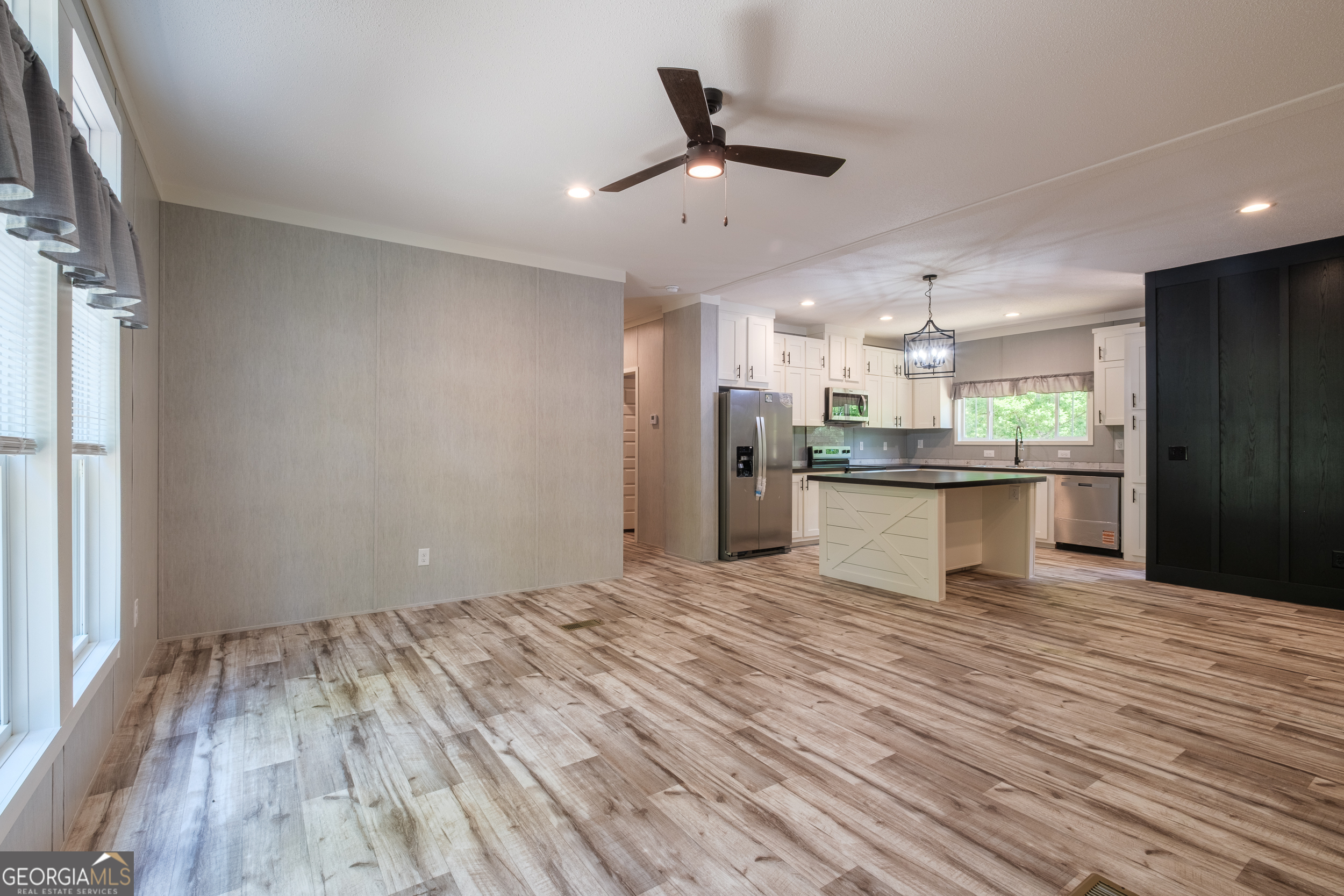 840 Lud Oquinn Road Odum GA 31555