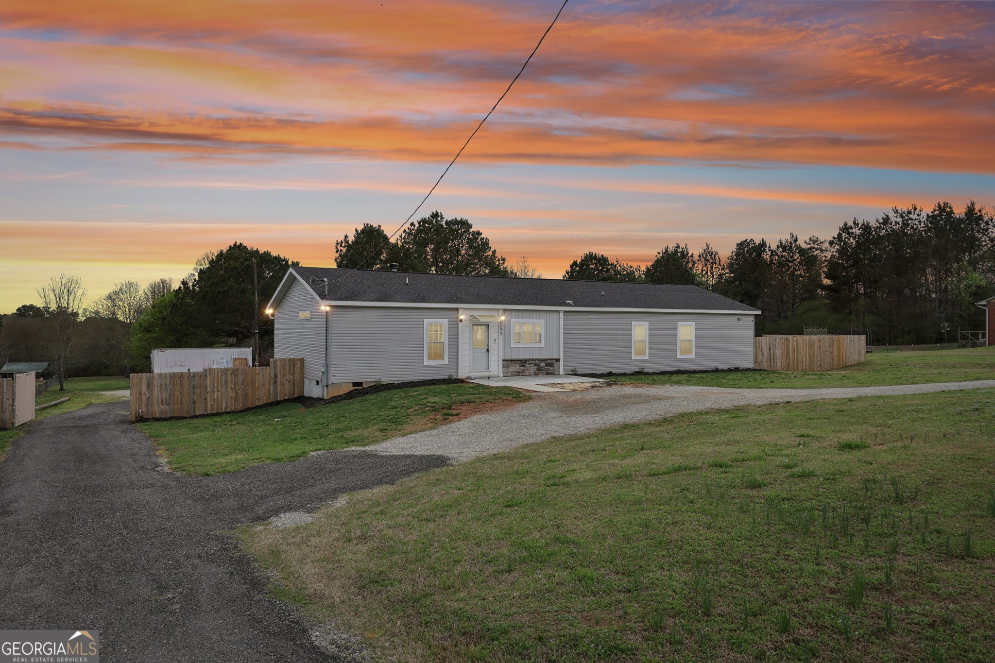 698 Smith Cemetery Road Winder GA 30680