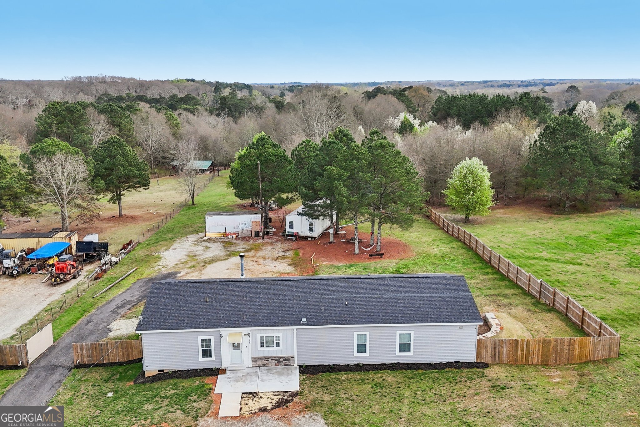 698 Smith Cemetery Road Winder GA 30680