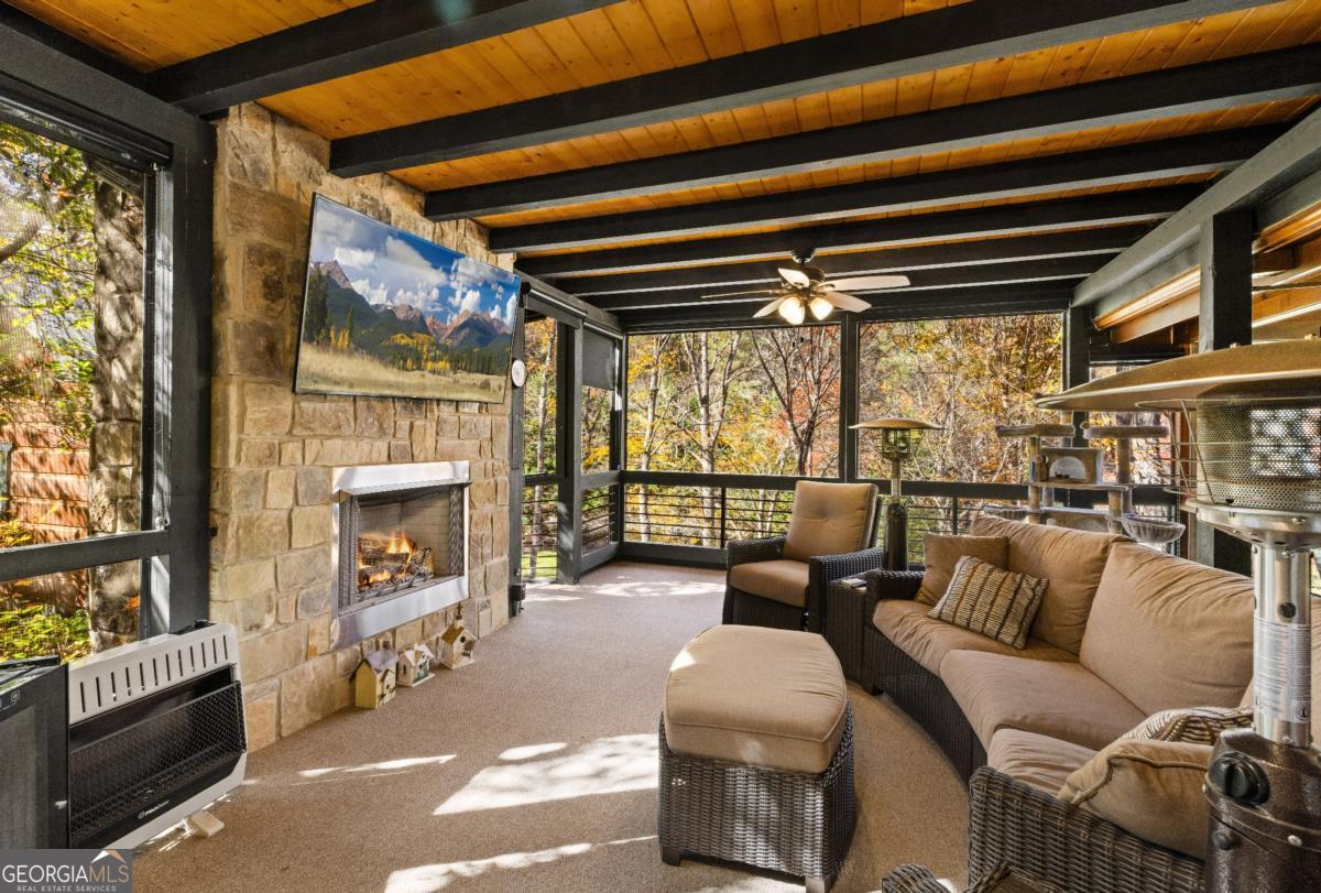 60 Ford Road Blue Ridge GA 30513