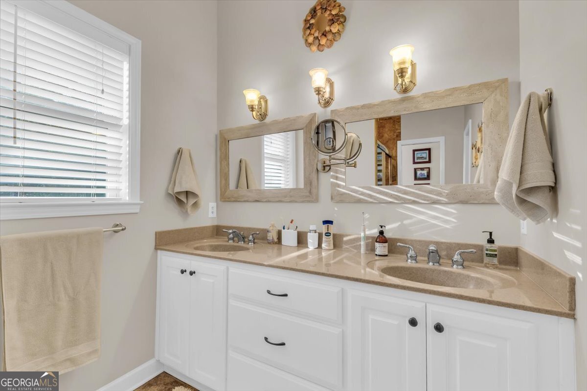 1039 Shell Point Cove Road NE Townsend GA 31331