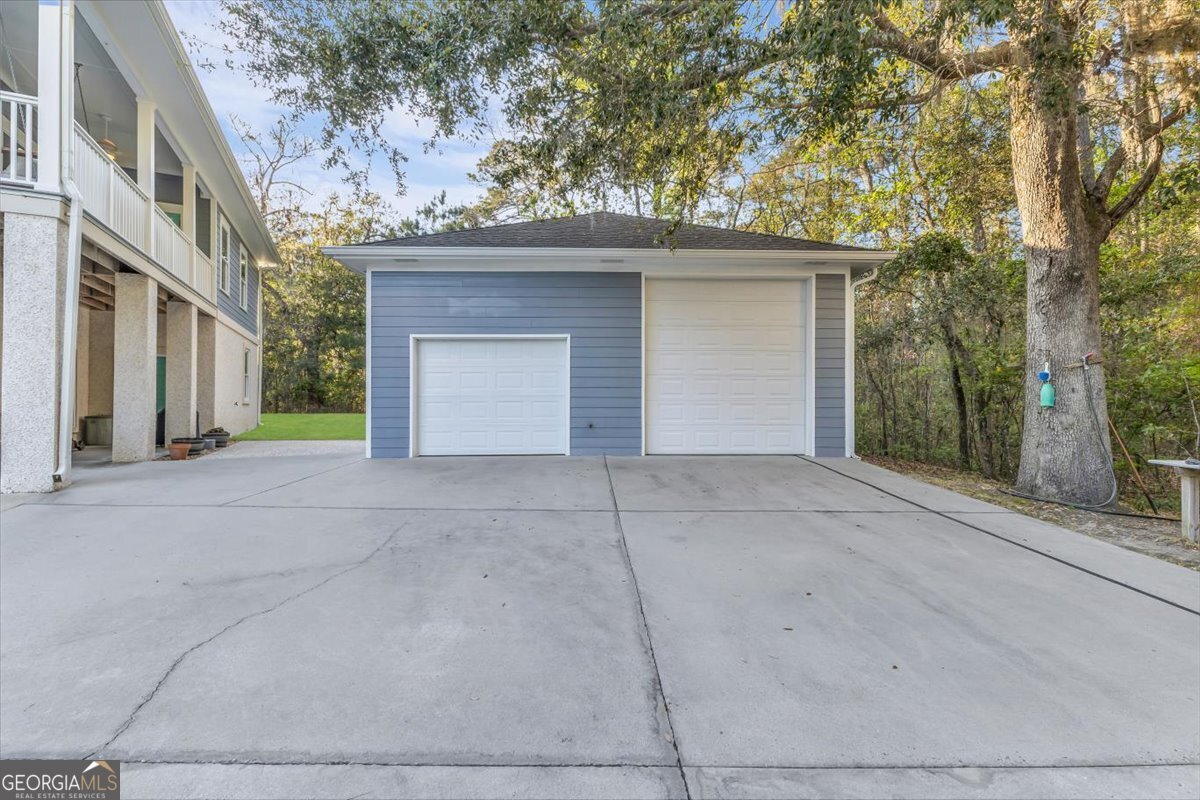 1039 Shell Point Cove Road NE Townsend GA 31331