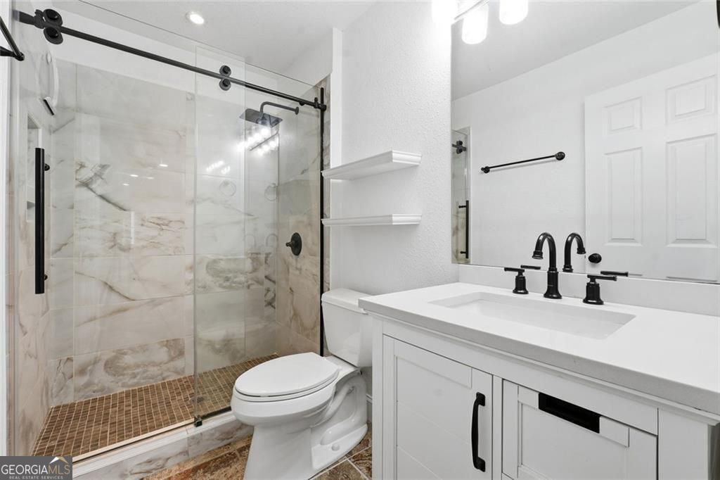7108 Roselake Circle Douglasville GA 30134