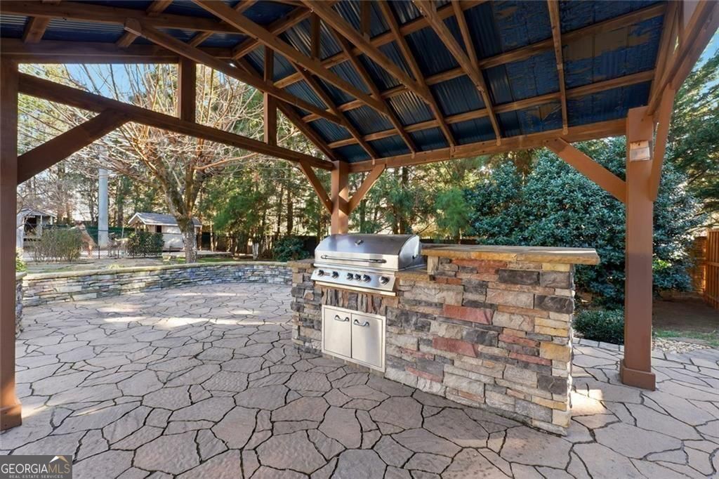 7108 Roselake Circle Douglasville GA 30134