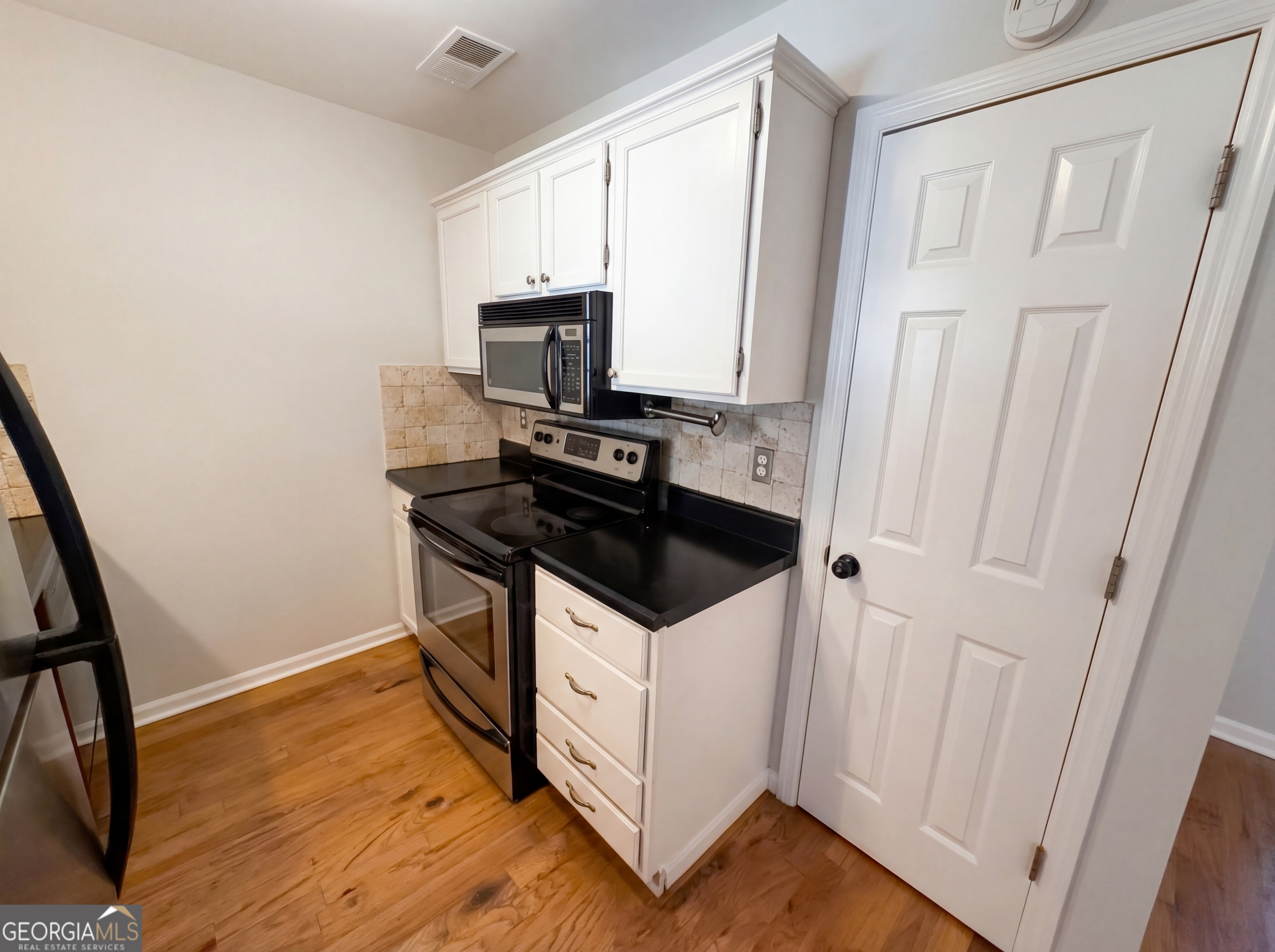209 High Creek Drive Roswell GA 30076
