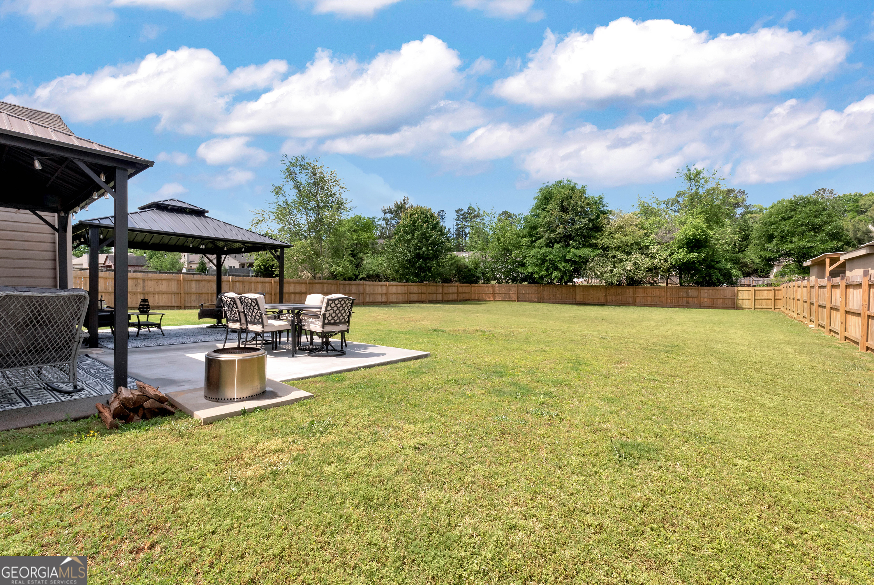 1424 Silvergate Way Winder GA 30680
