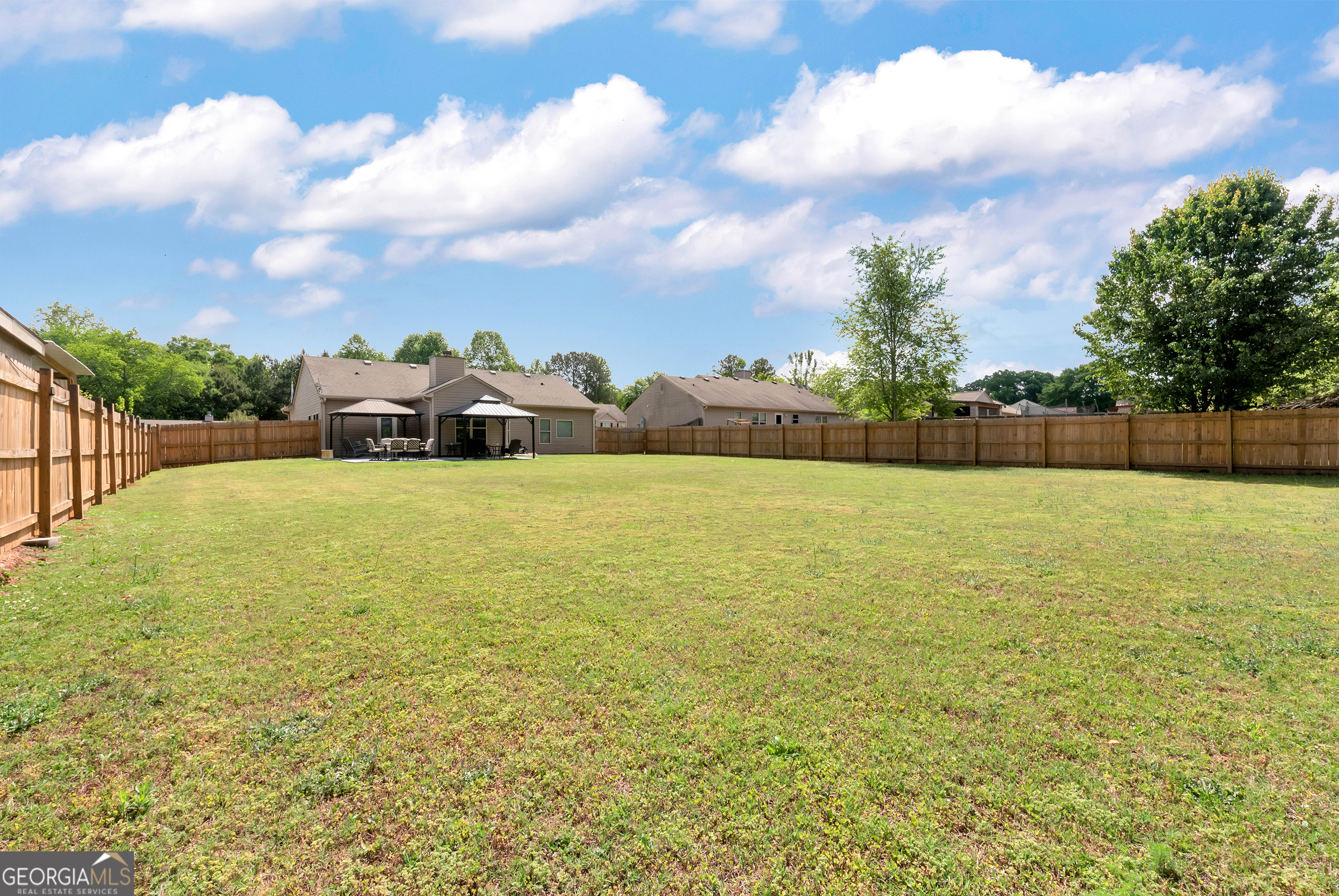 1424 Silvergate Way Winder GA 30680