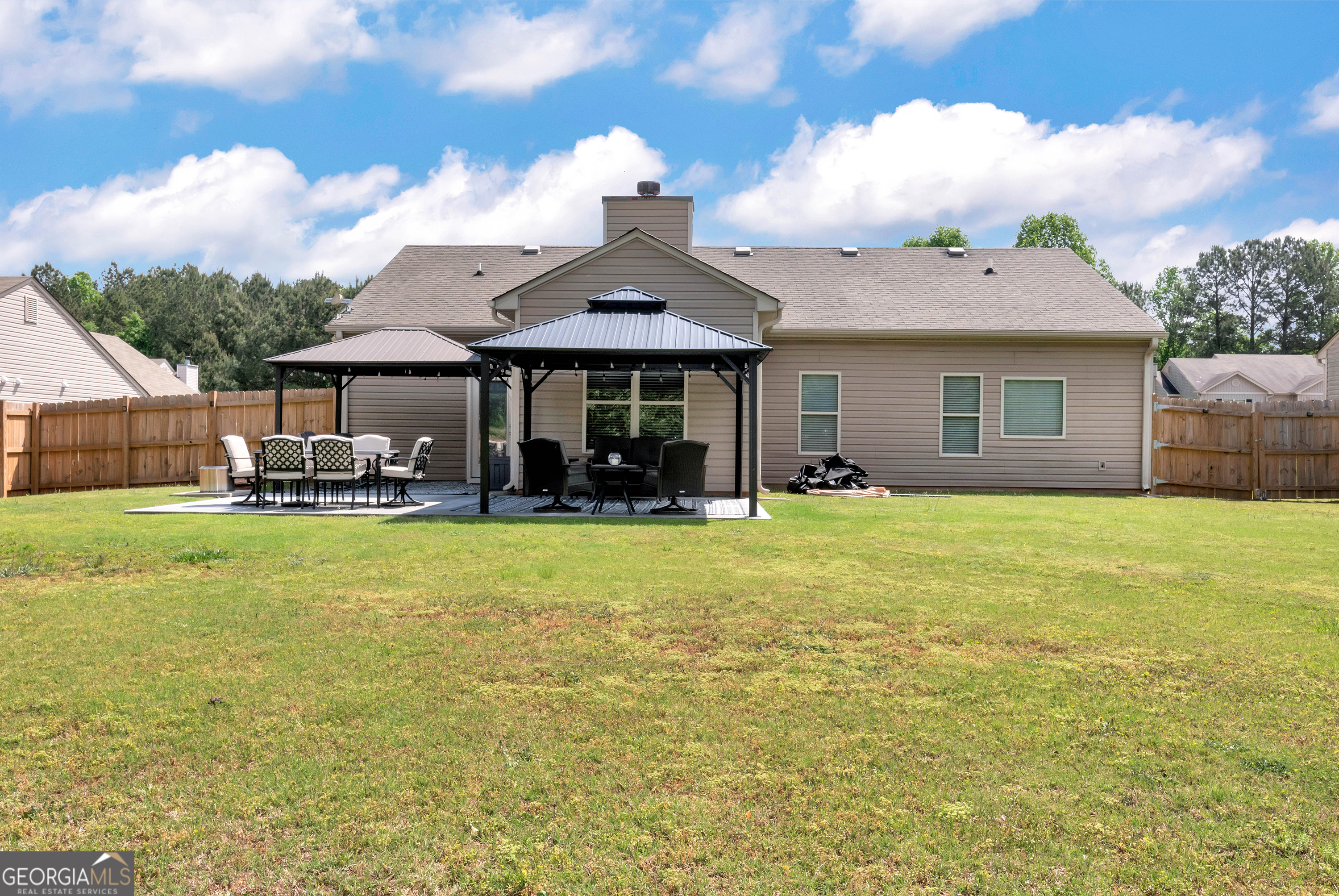 1424 Silvergate Way Winder GA 30680
