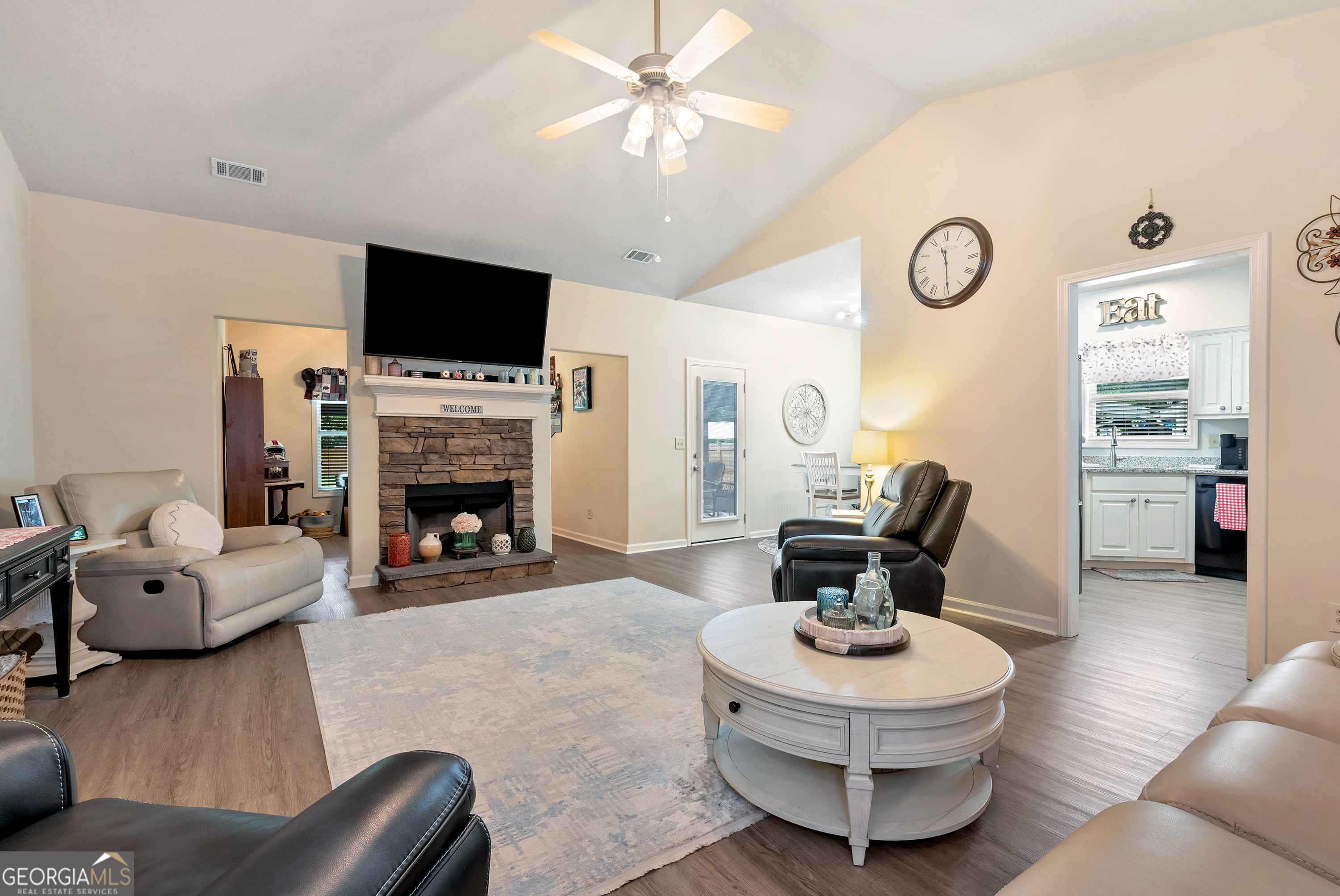 1424 Silvergate Way Winder GA 30680