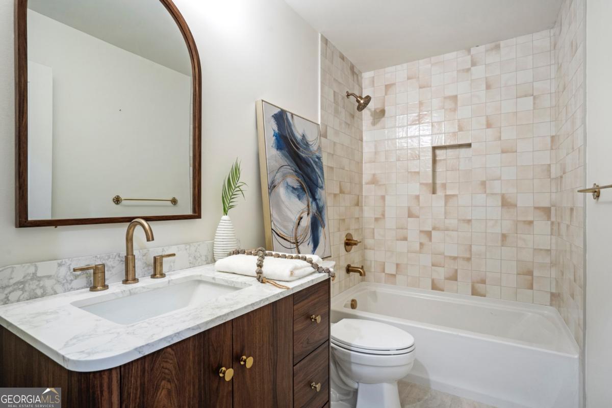 4955 Powers Ferry Road Sandy Springs GA 30327