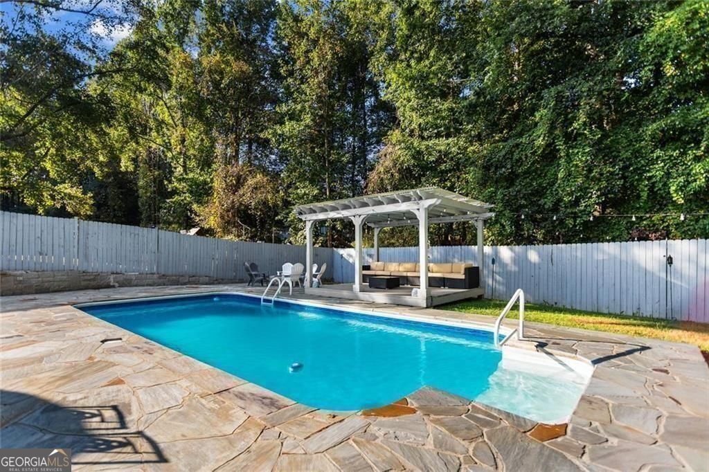 331 Freshman Drive Lawrenceville GA 30044