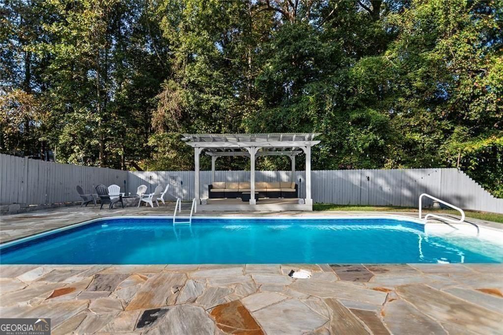 331 Freshman Drive Lawrenceville GA 30044