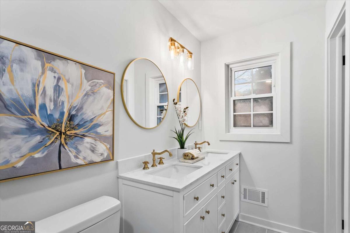 1891 Valley Ridge Drive SW Atlanta GA 30331