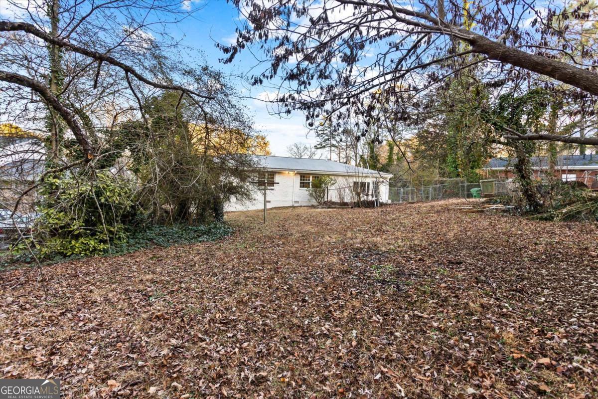 1891 Valley Ridge Drive SW Atlanta GA 30331