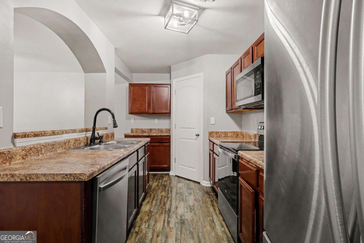 2700 Haynescrest Drive Grayson GA 30017
