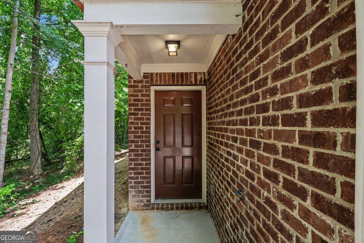 2700 Haynescrest Drive Grayson GA 30017