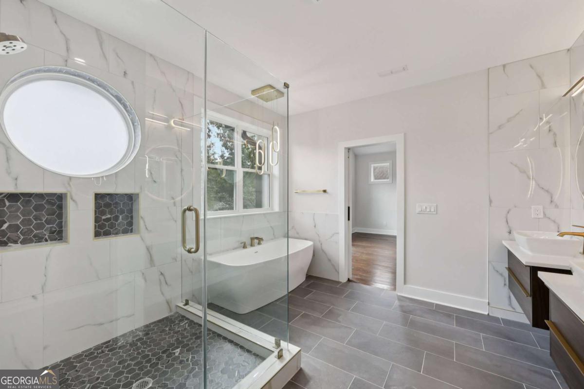2877 Alexa Avenue SE Atlanta GA 30317