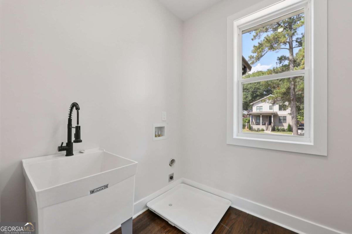 2877 Alexa Avenue SE Atlanta GA 30317