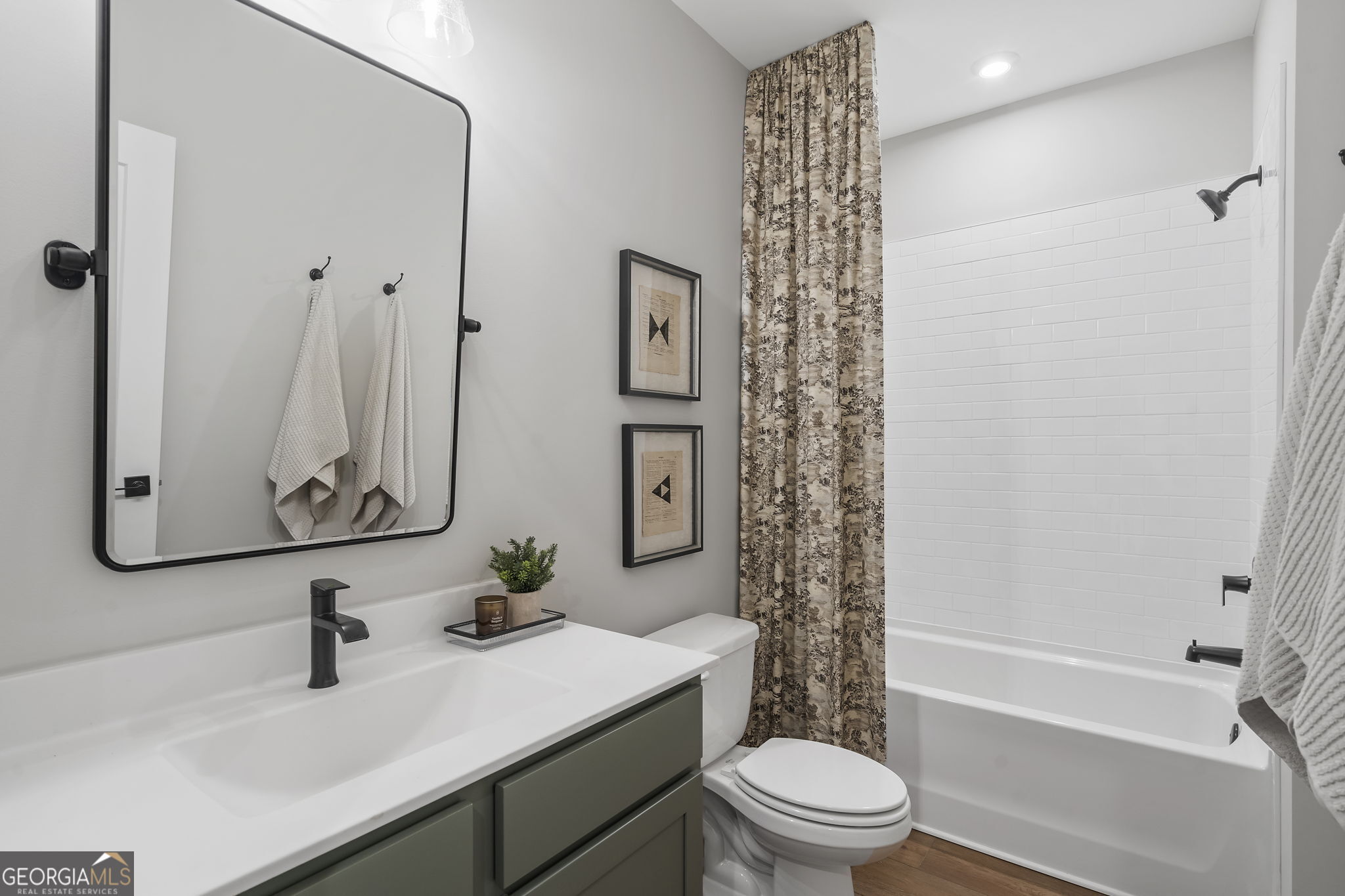 1932 Repose Drive Chamblee GA 30341