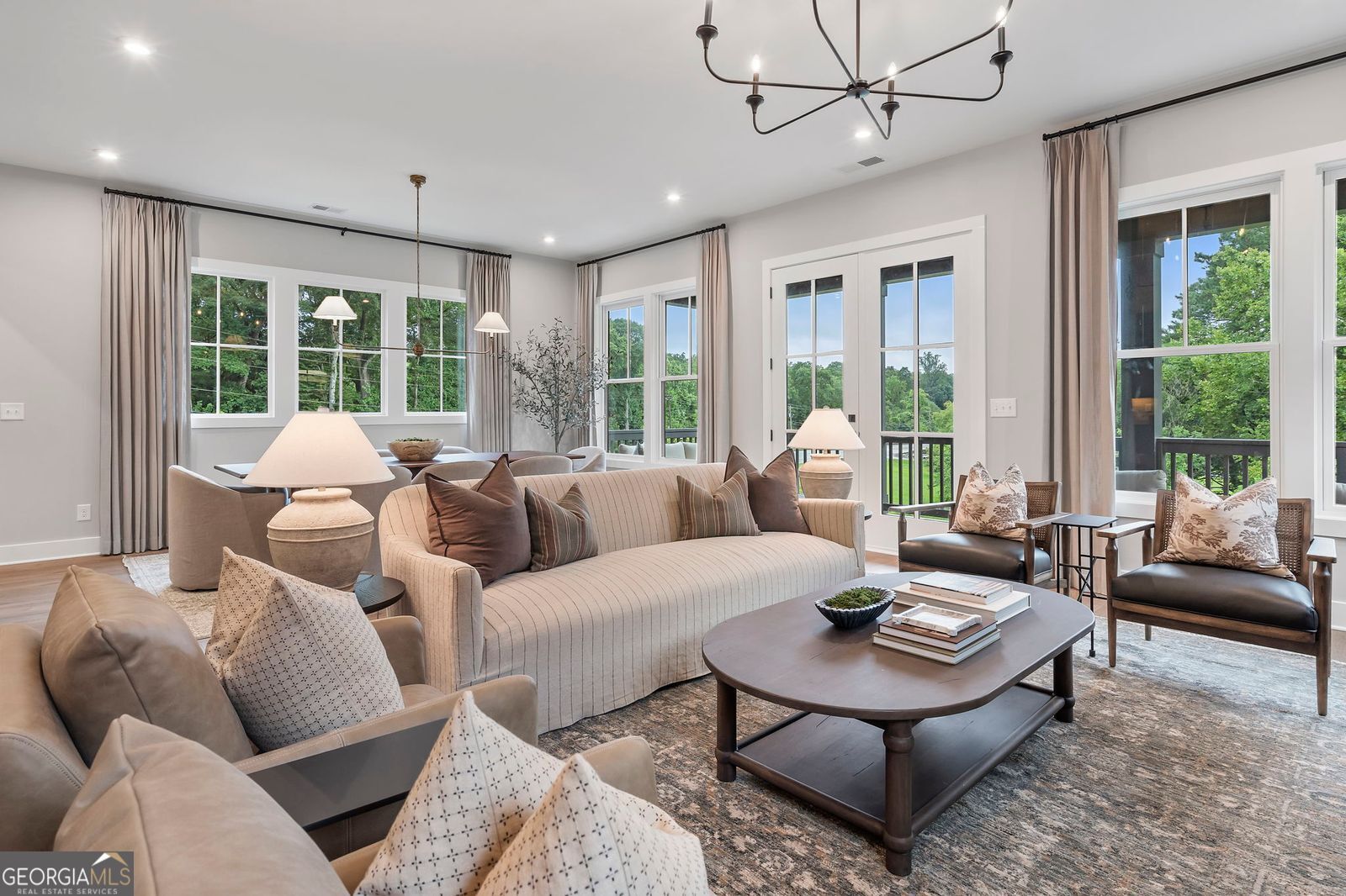 1932 Repose Drive Chamblee GA 30341