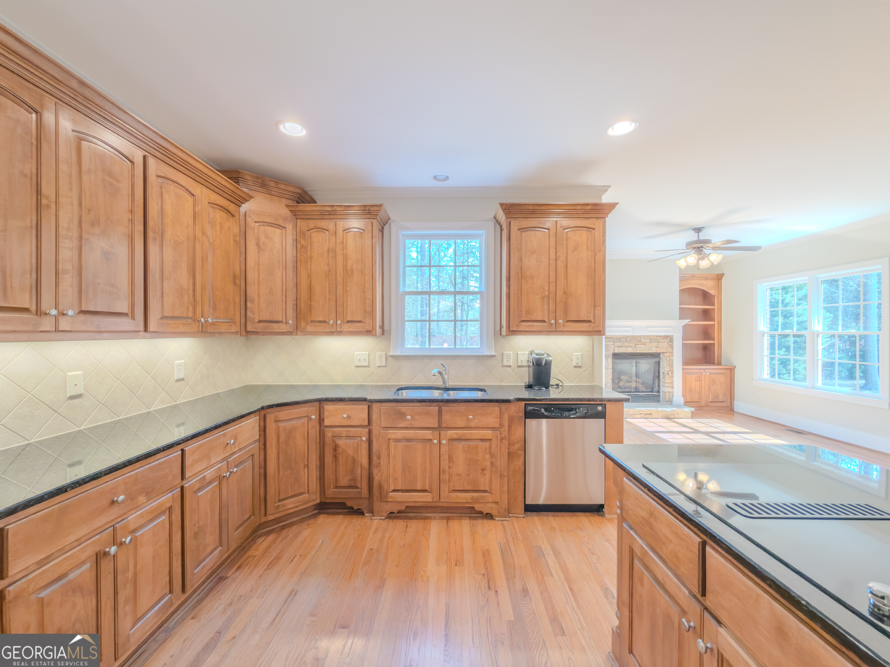 792 Grassmeade Way Snellville GA 30078