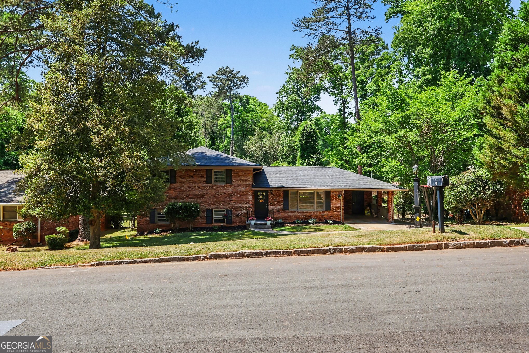 2257 Colleen Court Decatur GA 30032