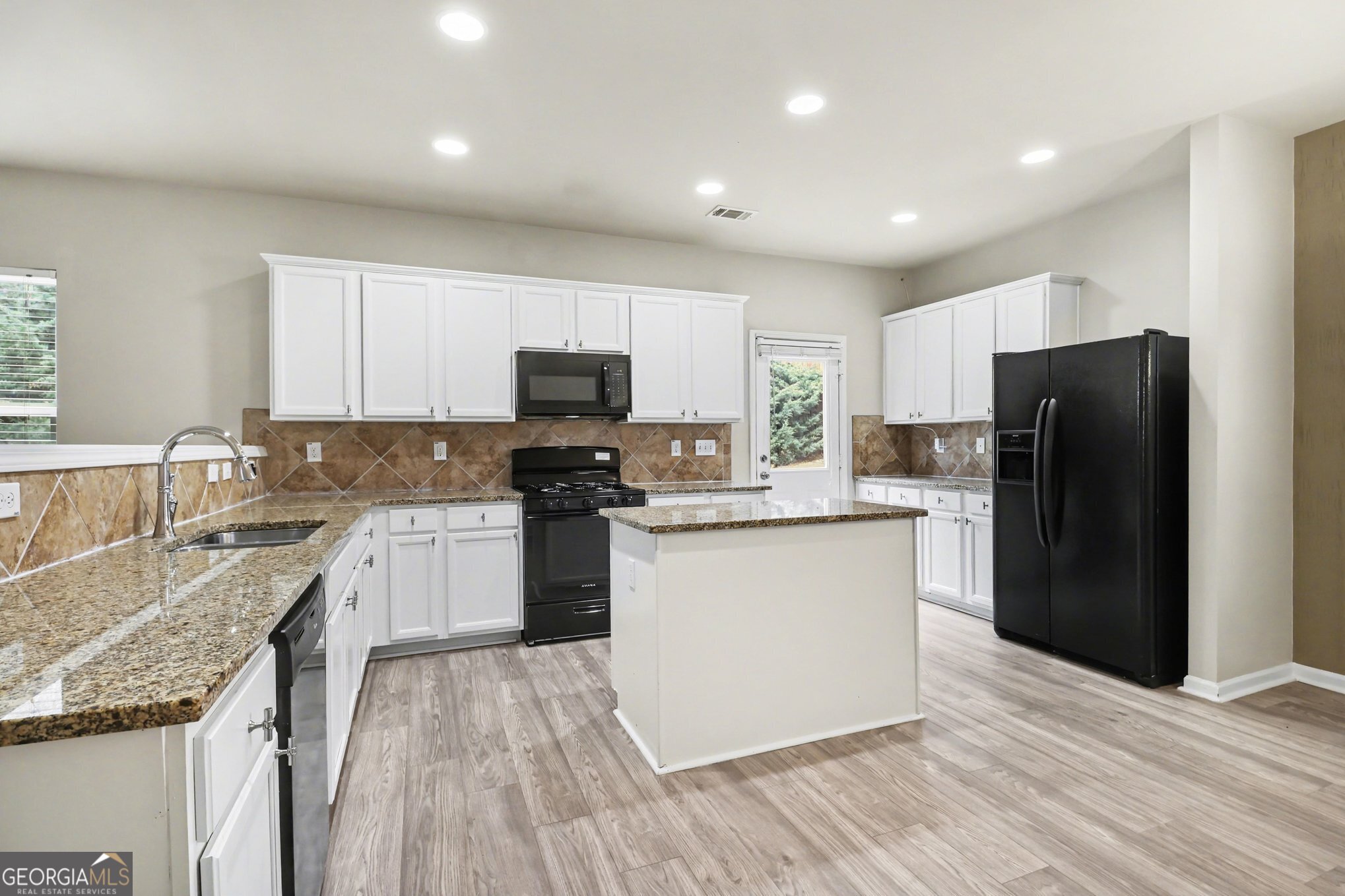 6858 Pierless Avenue Sugar Hill GA 30518