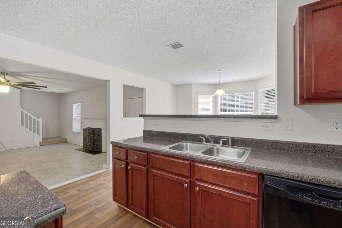 385 Kentwood Springs Drive Hampton GA 30228