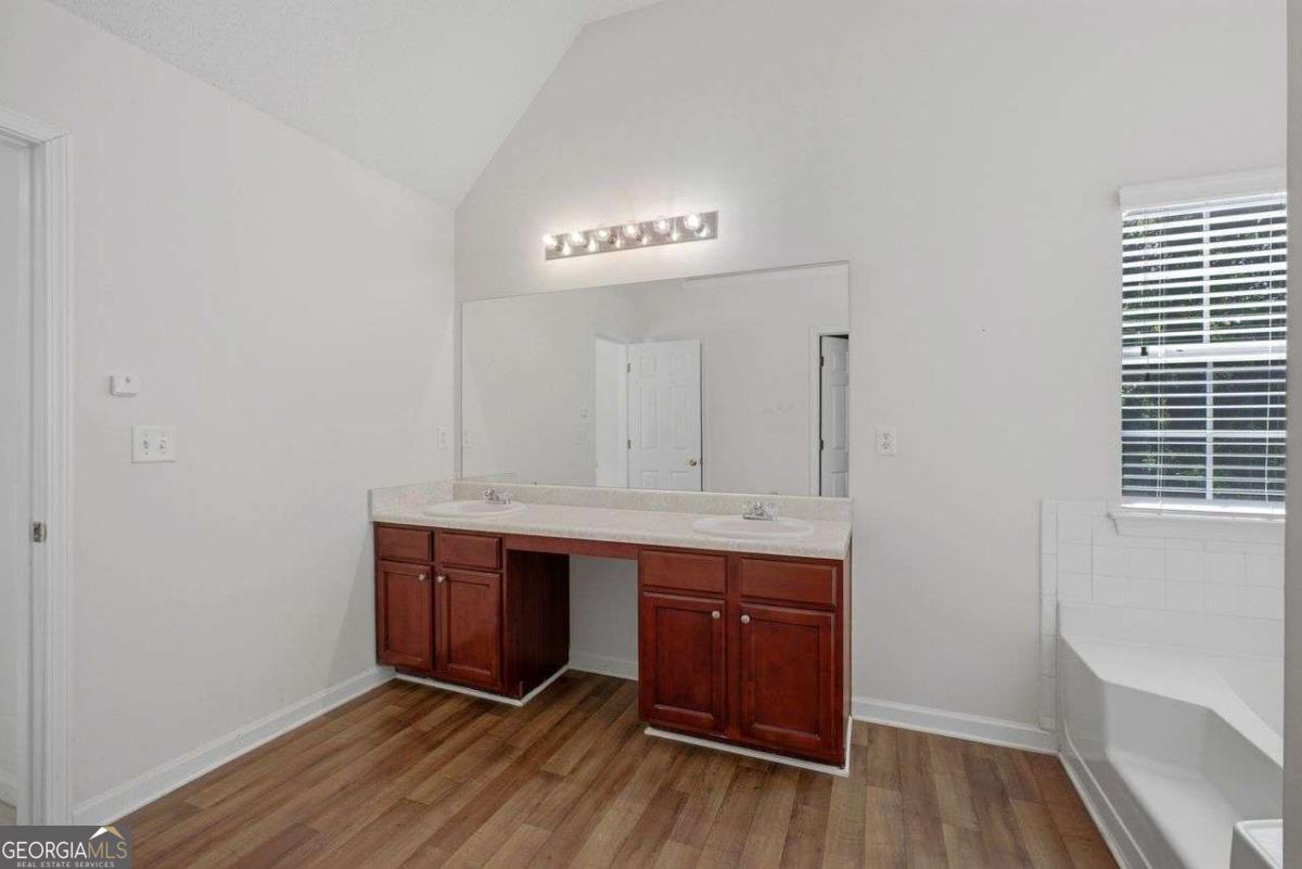 385 Kentwood Springs Drive Hampton GA 30228