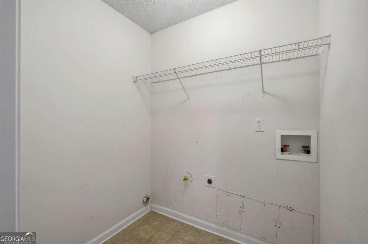 385 Kentwood Springs Drive Hampton GA 30228
