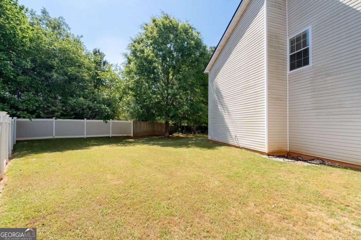 385 Kentwood Springs Drive Hampton GA 30228