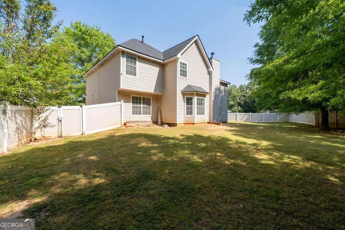 385 Kentwood Springs Drive Hampton GA 30228