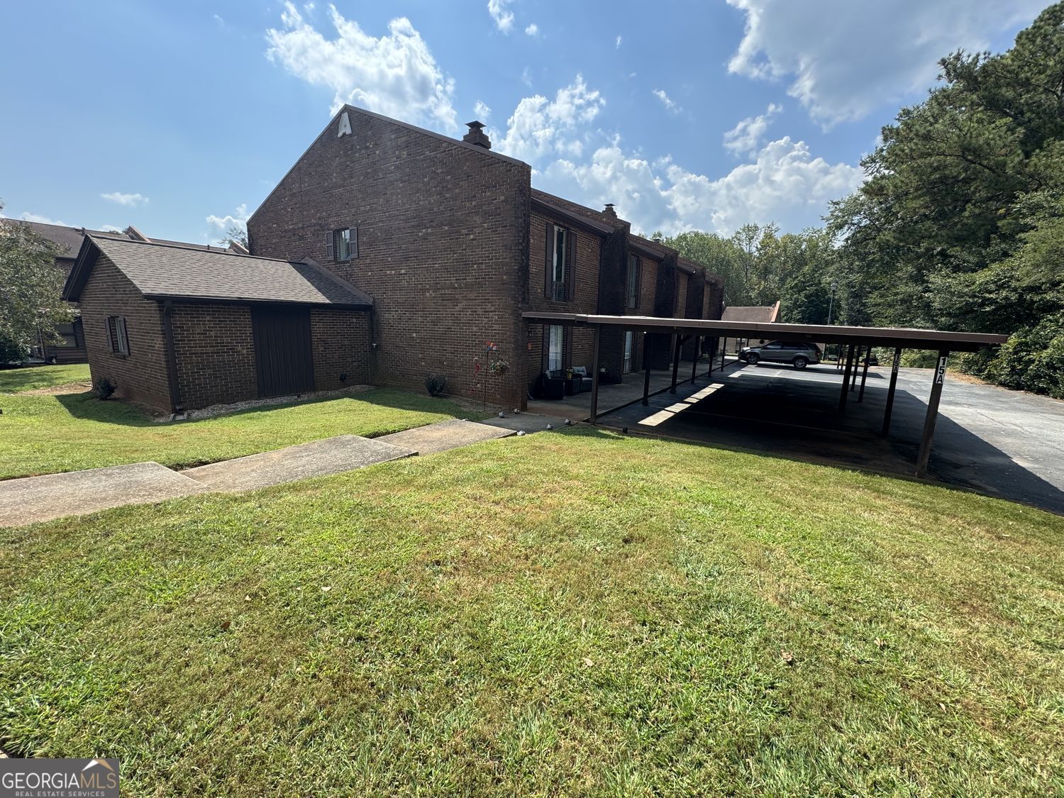 17 A Little Mountain Village Ellenwood GA 30294