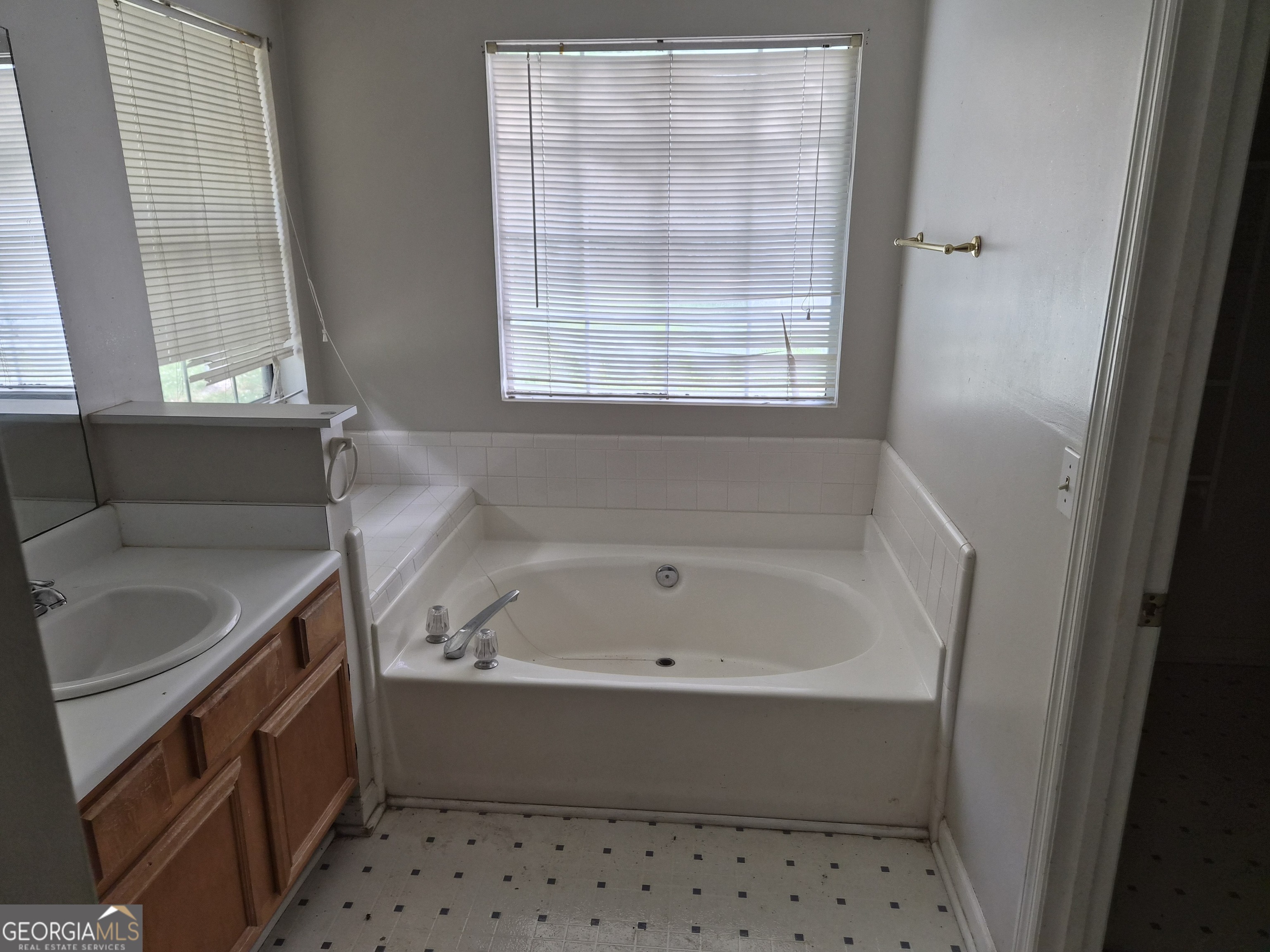 1812 Killarney Drive SW Marietta GA 30008