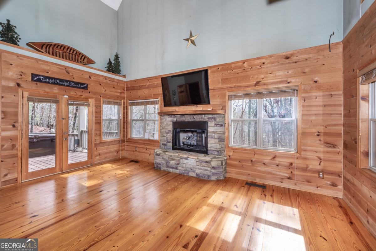 520 Newport Drive Ellijay GA 30540