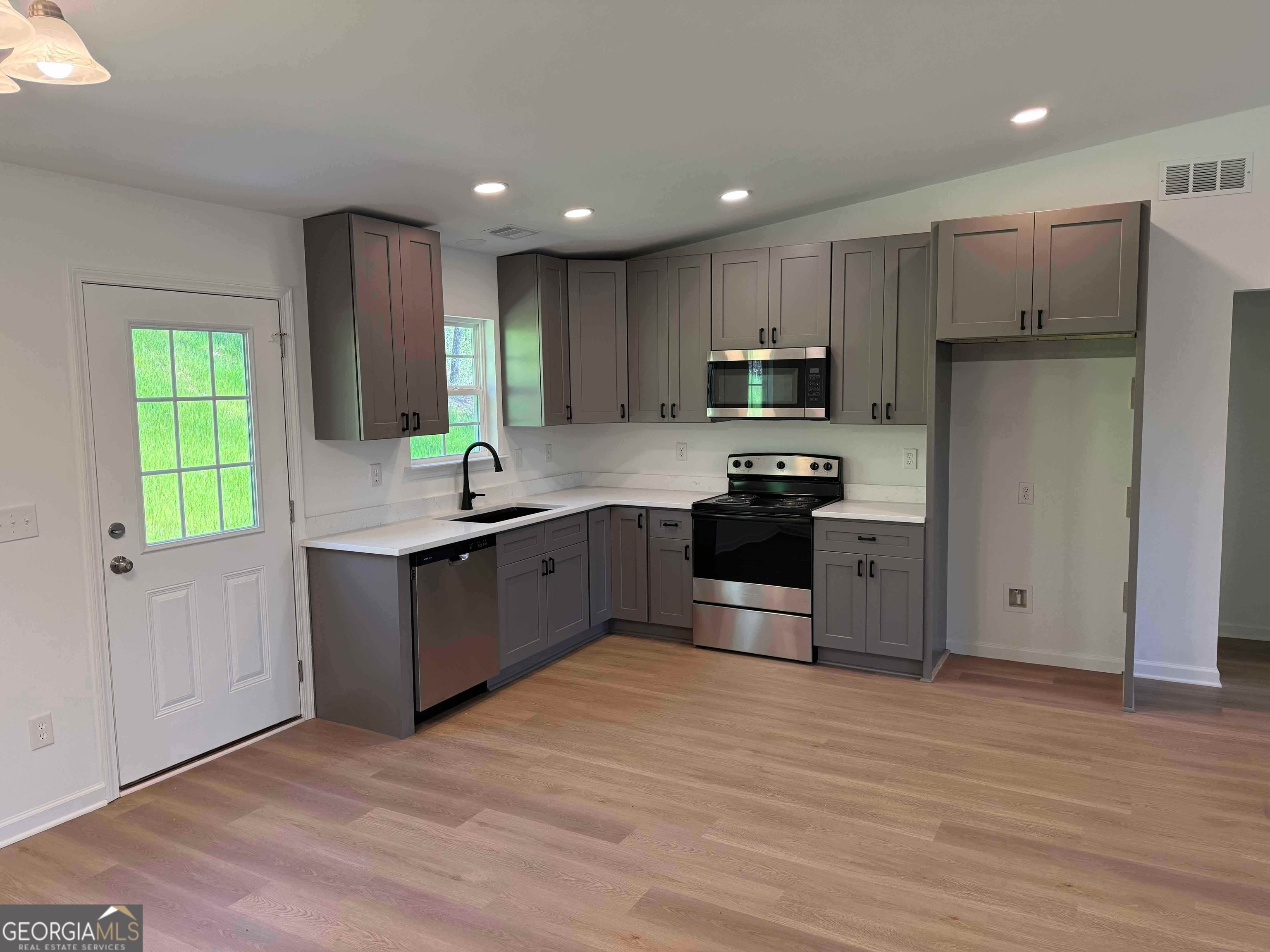 81 Loper Lane Ellijay GA 30536
