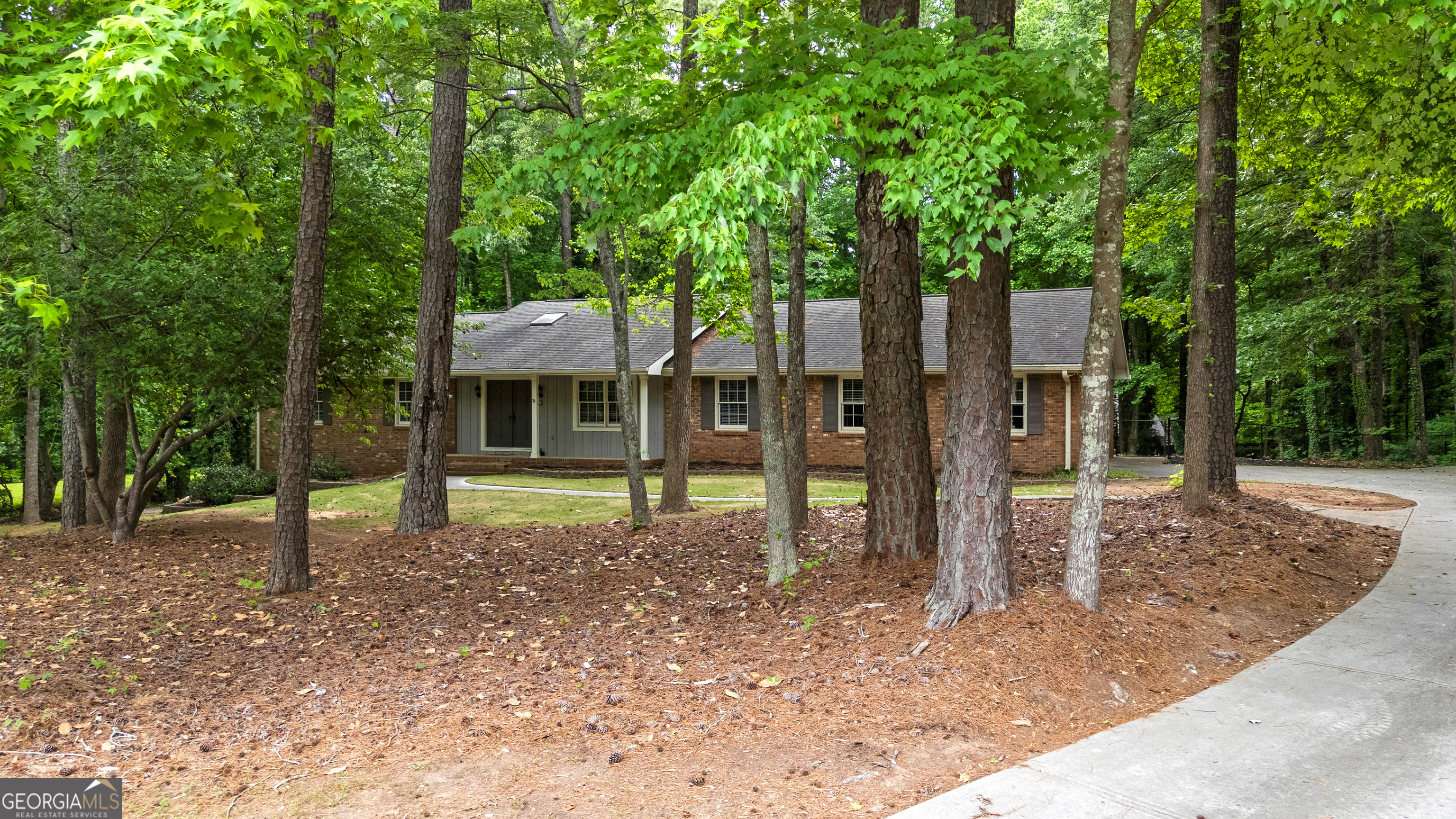 250 Devilla Trace Fayetteville GA 30214