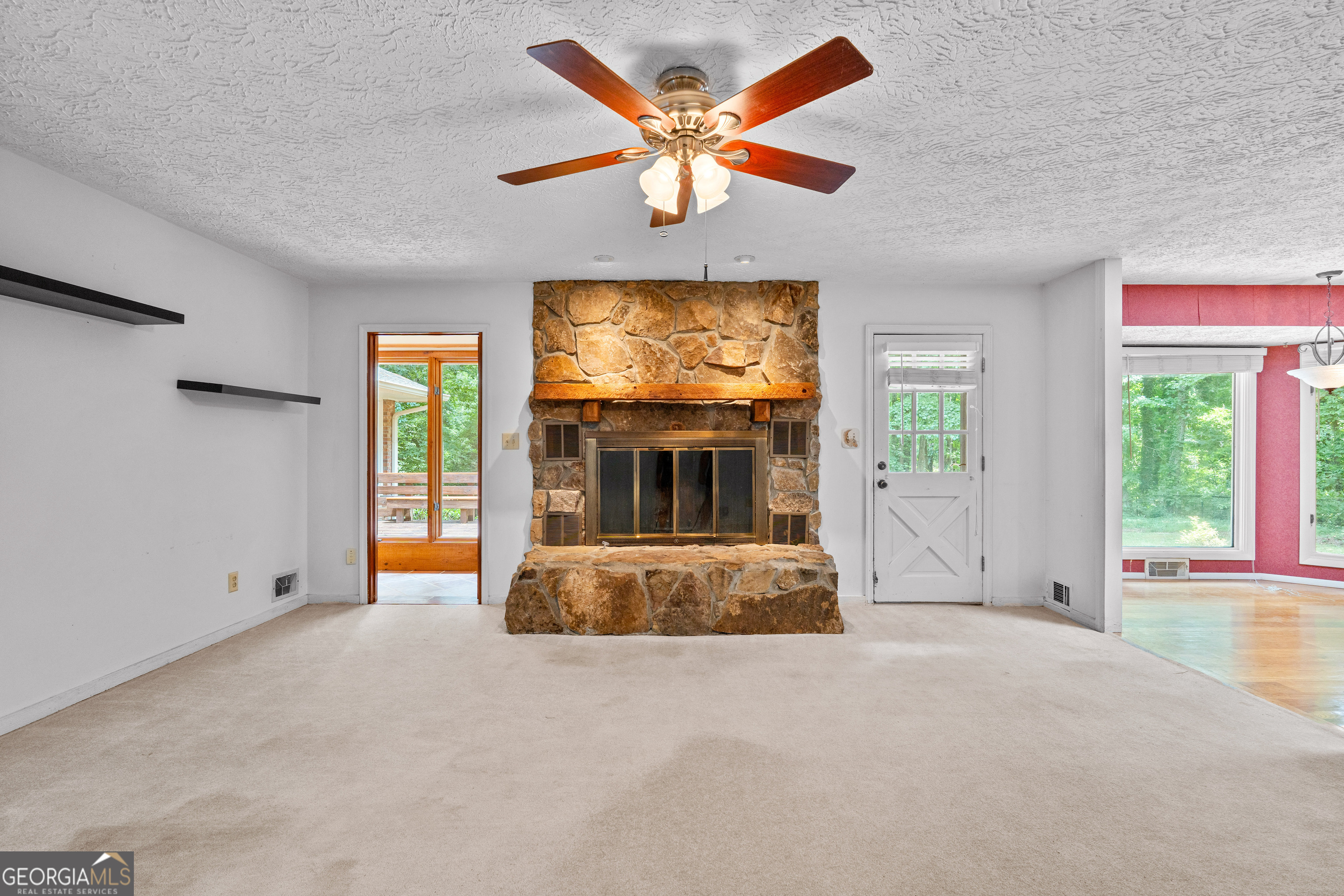 250 Devilla Trace Fayetteville GA 30214