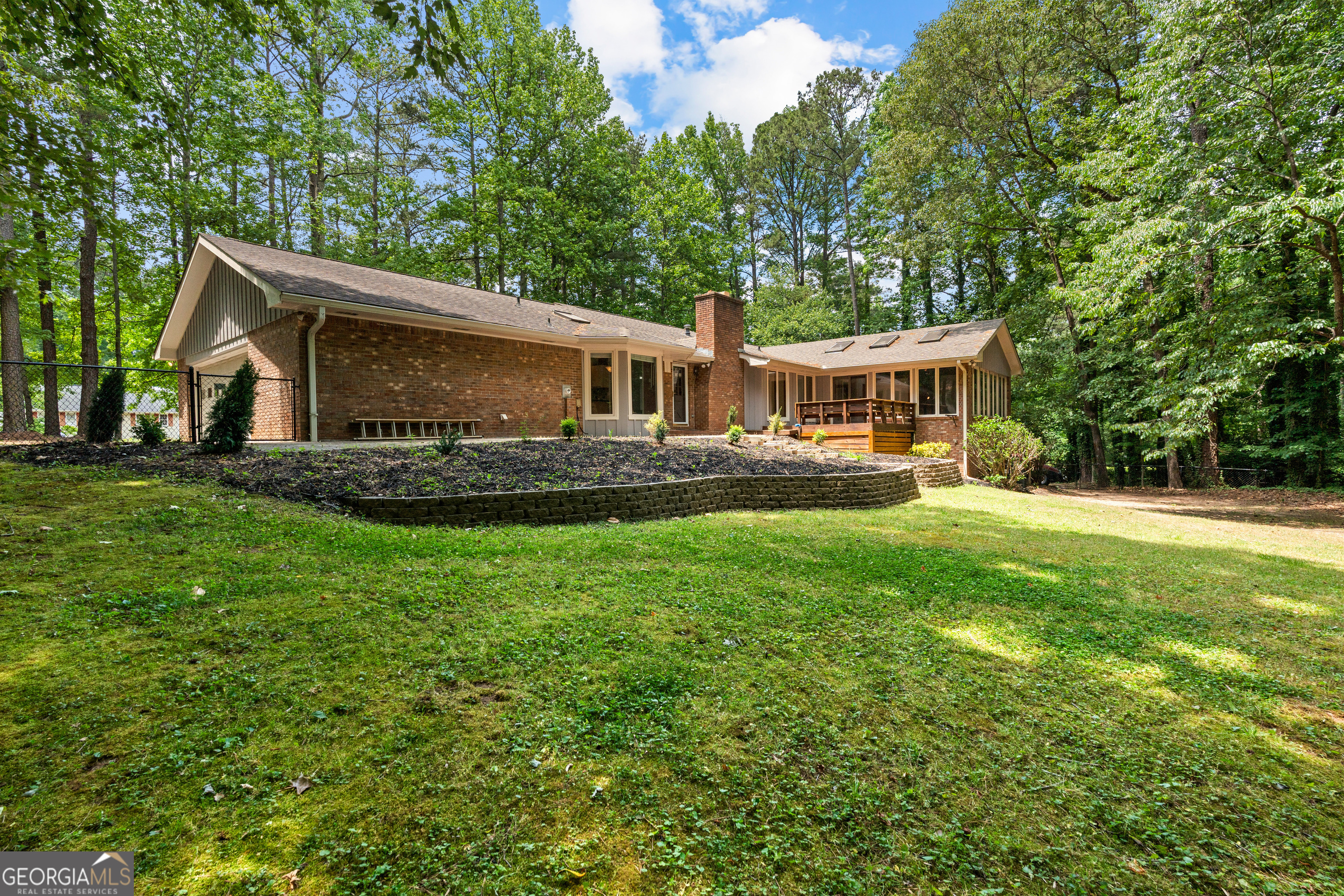 250 Devilla Trace Fayetteville GA 30214