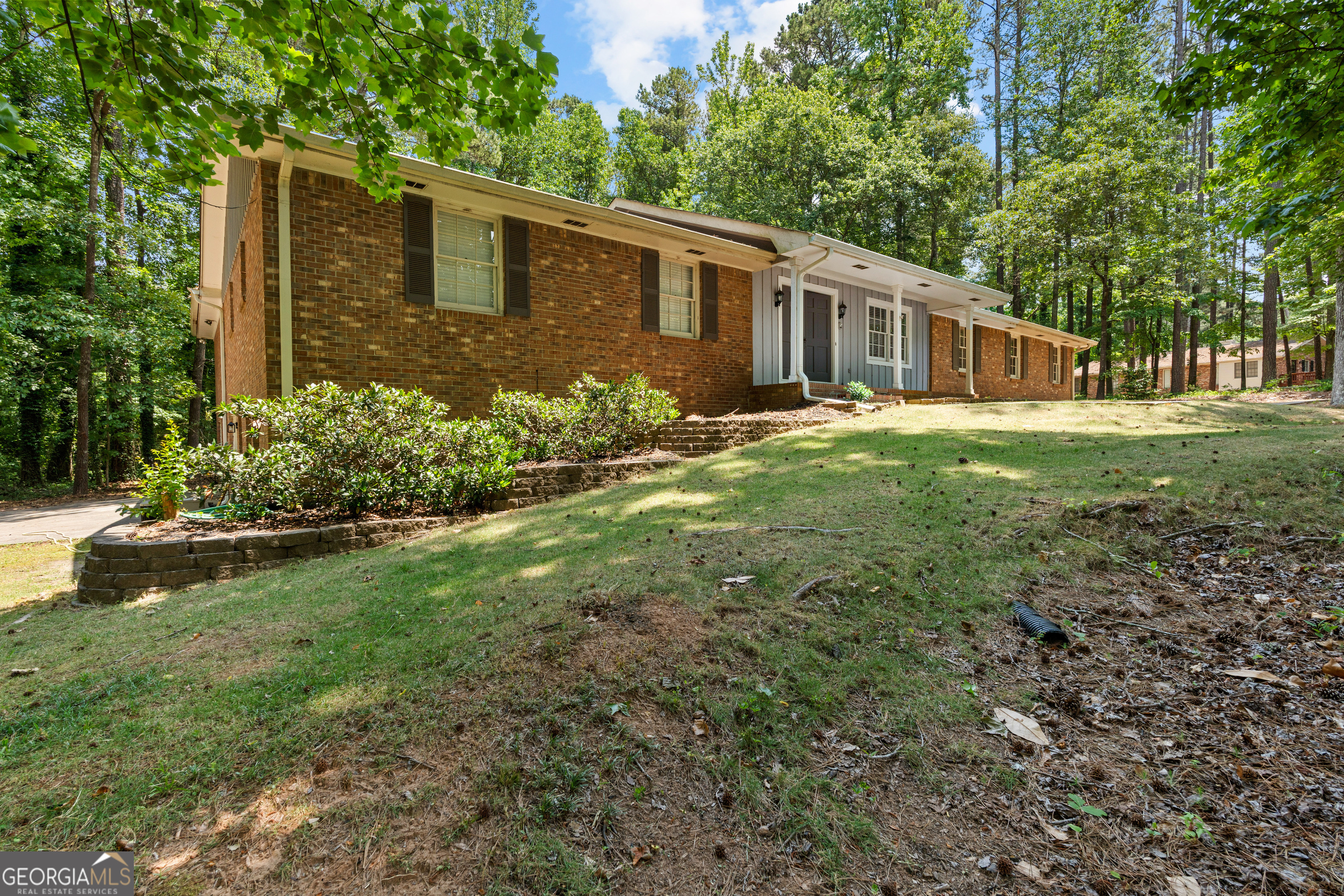 250 Devilla Trace Fayetteville GA 30214